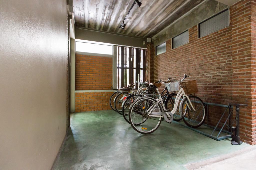 Plern Plern Bed And Bike Hotell Chiang Mai Eksteriør bilde