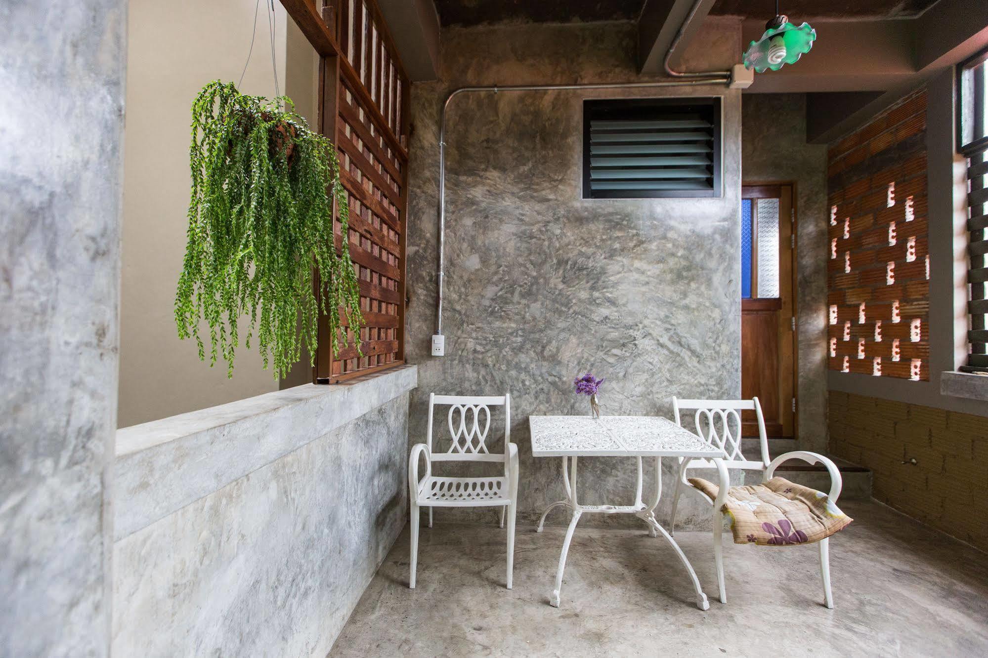 Plern Plern Bed And Bike Hotell Chiang Mai Eksteriør bilde
