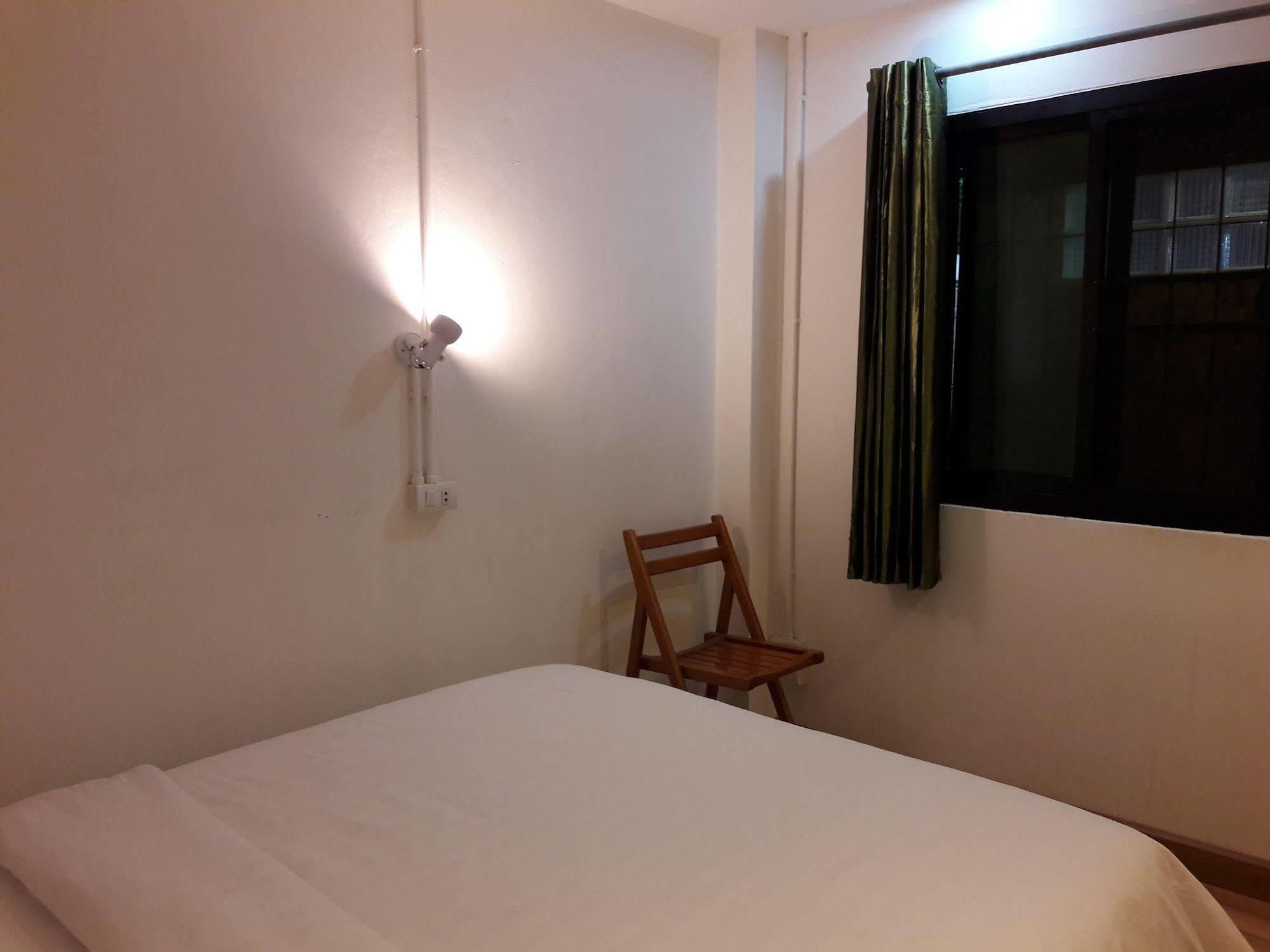 Plern Plern Bed And Bike Hotell Chiang Mai Eksteriør bilde